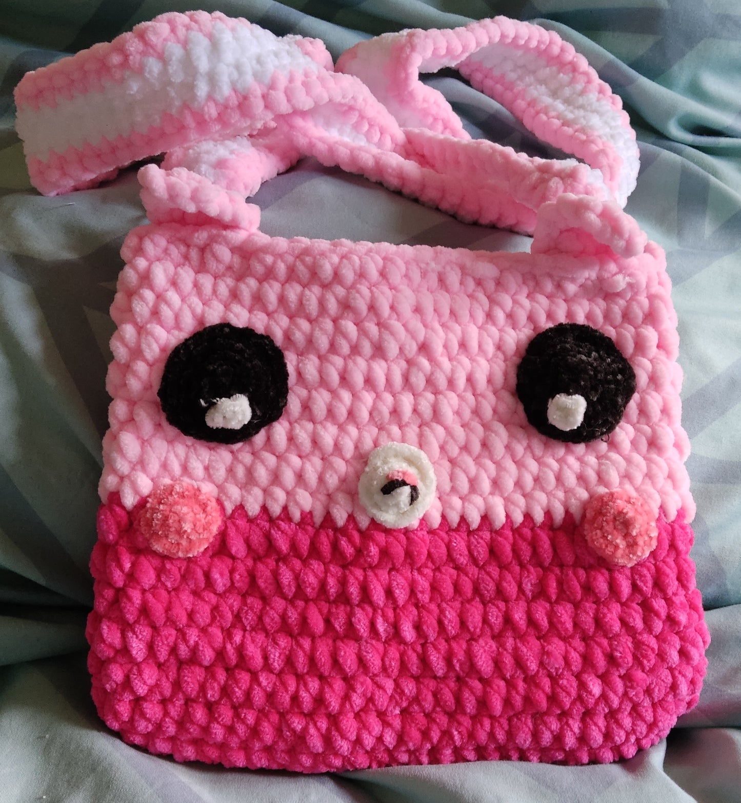 Sac Câlinou : Le petit sac tout doux des mini aventurières à emporter partout ! 🧸💕