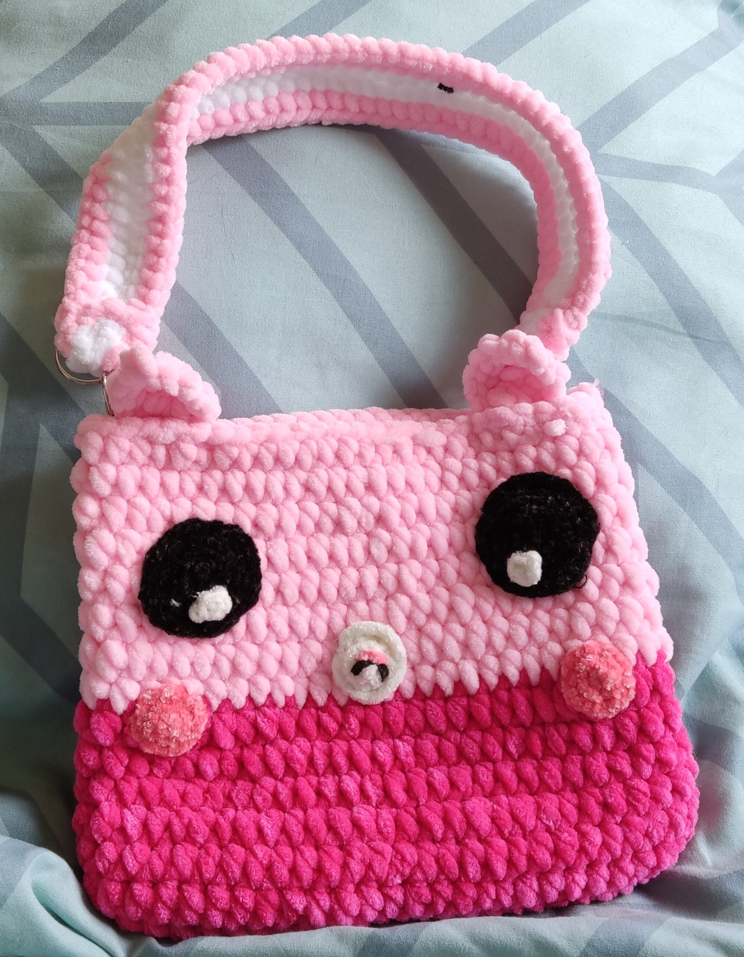 Sac Câlinou : Le petit sac tout doux des mini aventurières à emporter partout ! 🧸💕